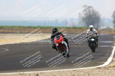 media/Jun-07-2025-TrackDaz (Sat) [[4413525952]]/C Group/240pm (Turn 9)/